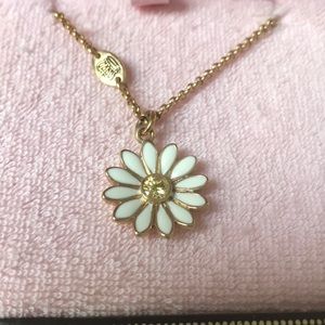 Juicy couture necklace
